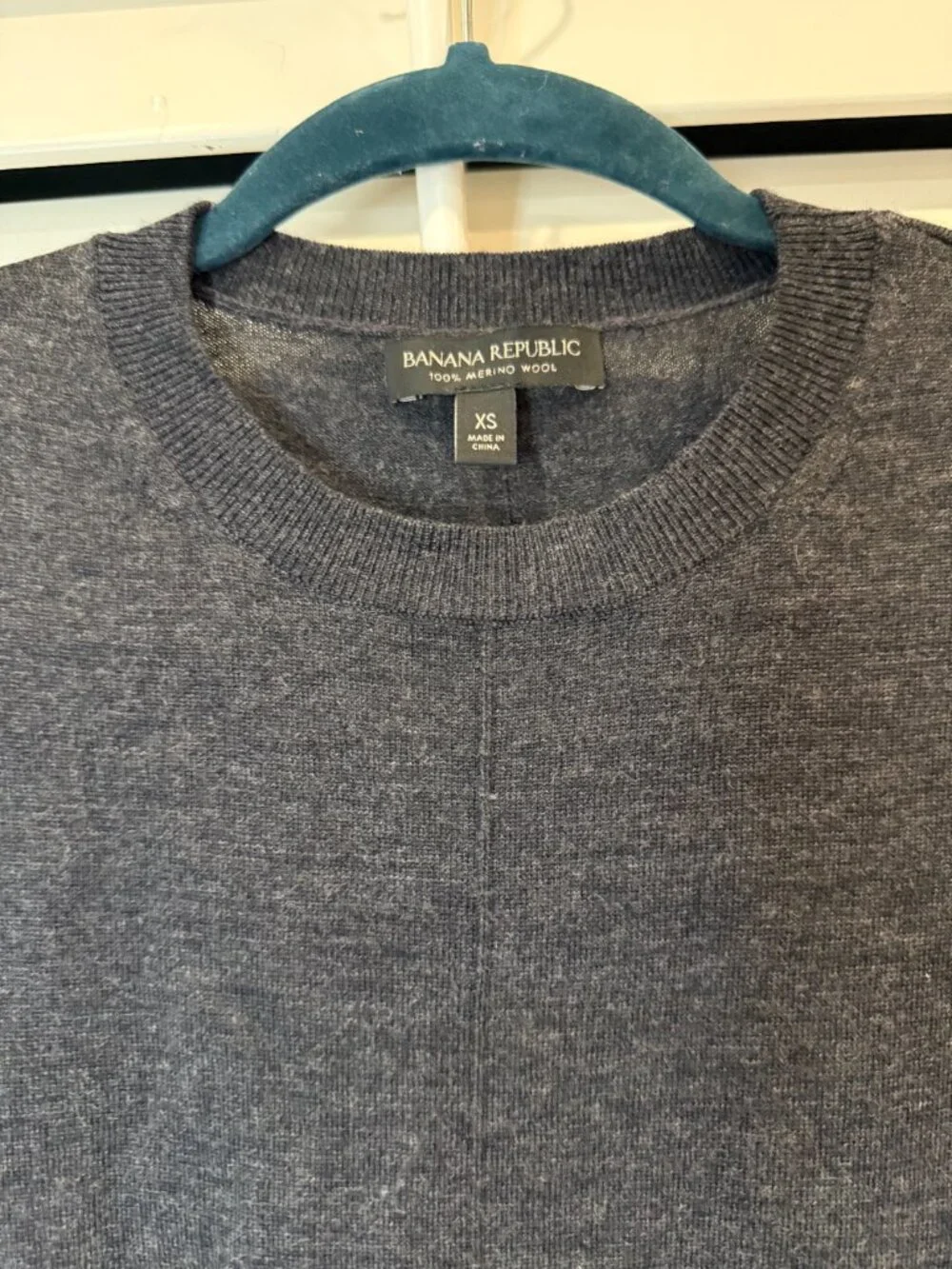 Banana Republic 100% Merino Wool Crewneck Sweater Gray XS